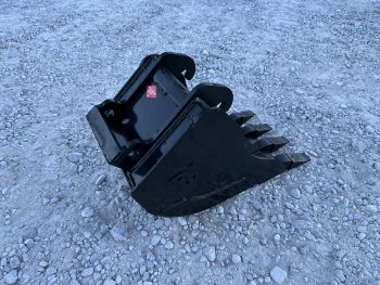 PRO Works EX93 16" Mini Excavator Bucket with Teeth for 6-10,000lb Bobcat X-Change Mini Excavator EX93016