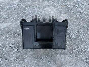 PRO Works EX94 24" Mini Excavator Bucket with Teeth for 10-14,000lb Bobcat X-Change Mini Excavator EX94024