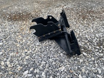 Kubota KX057 Excavator to Skid Steer Adapter EXAR57